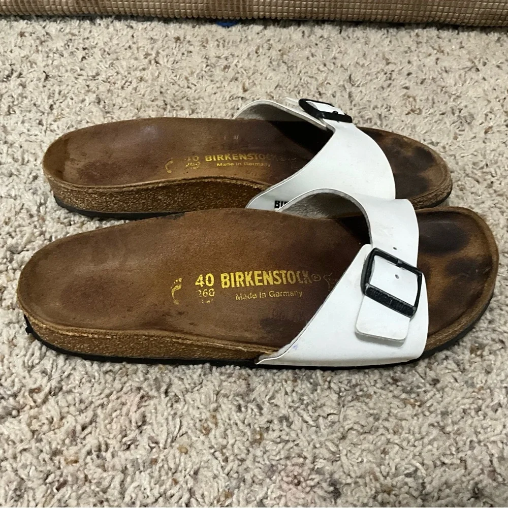 Birkenstock White Sandals with Buckles women’s 40 - Picture 2 of 15